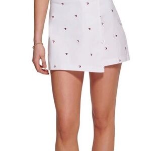 New Tommy Hilfiger White Skort heart Accents chino Hollywood 10